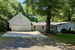 180 Sharmill Dr, Reidsville, NC 27320 - Photo 1