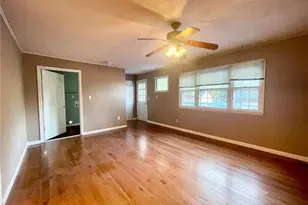 2409 W Cornwallis Dr, Greensboro, NC 27408 - Photo 13