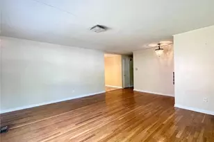 2409 W Cornwallis Dr, Greensboro, NC 27408 - Photo 5
