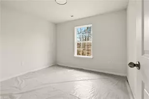 709 Hanes Ave, Winston-Salem, NC 27105 - Photo 17