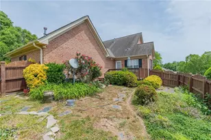 1600 Armistead Dr, Kernersville, NC 27284 - Photo 5
