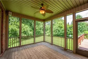123 Pleasant Dr, Thomasville, NC 27360 - Photo 13