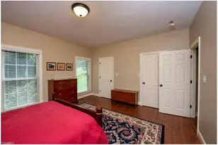 123 Pleasant Dr, Thomasville, NC 27360 - Photo 15