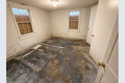 803 Mobile Street, High Point, NC 27260 - Photo 3