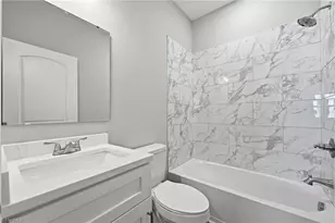 1123 N Park Ave, Burlington, NC 27217 - Photo 17