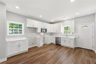 1123 N Park Ave, Burlington, NC 27217 - Photo 7
