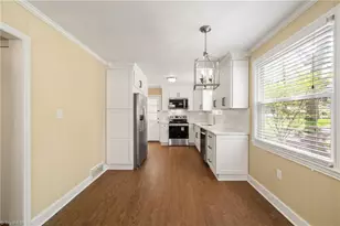 2425 Lyndhurst Ave, Winston-Salem, NC 27103 - Photo 7