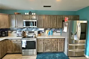 4555 Ramseur Dr, Winston-Salem, NC 27101 - Photo 9