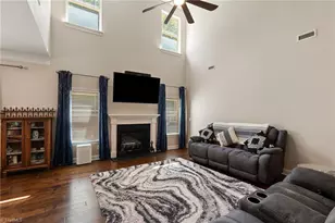 1826 Castle Gate Ct, High Point, NC 27265 - Photo 17