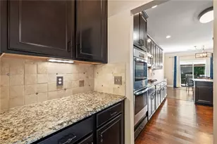 1826 Castle Gate Ct, High Point, NC 27265 - Photo 7