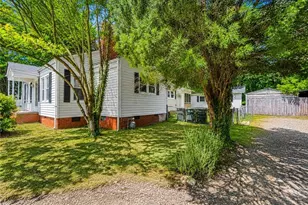 1208 W Vandalia Rd, Greensboro, NC 27406 - Photo 15