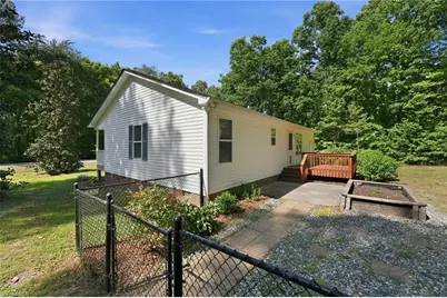 2802 Oak Pointe Lane, Mebane, NC 27302 - Photo 5