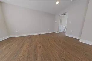 36 E 4th St, Lexington, NC 27292 - Photo 5
