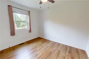 161 Washington Ave, Mount Airy, NC 27030 - Photo 29