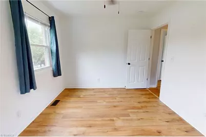 161 Washington Avenue, Mount Airy, NC 27030 - Photo 25