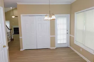 7185 Avenbury Cir, Kernersville, NC 27284 - Photo 9