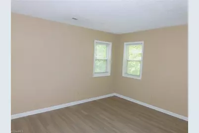 7185 Avenbury Circle, Kernersville, NC 27284 - Photo 15