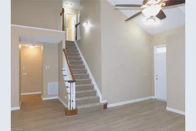 7185 Avenbury Circle, Kernersville, NC 27284 - Photo 5