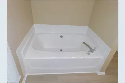 7185 Avenbury Circle, Kernersville, NC 27284 - Photo 13
