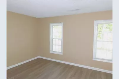 7185 Avenbury Circle, Kernersville, NC 27284 - Photo 17