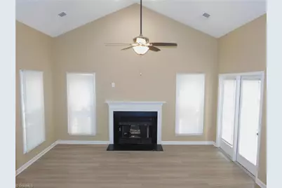 7185 Avenbury Circle, Kernersville, NC 27284 - Photo 3