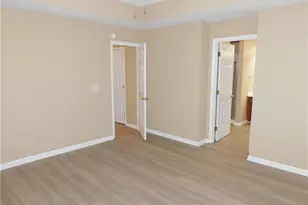 7185 Avenbury Cir, Kernersville, NC 27284 - Photo 11