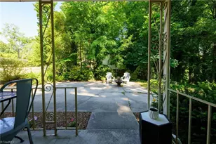 3314 Wilshire Dr, Greensboro, NC 27408 - Photo 21