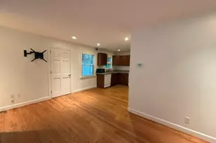 2310 Fernwood Dr, Greensboro, NC 27408 - Photo 3