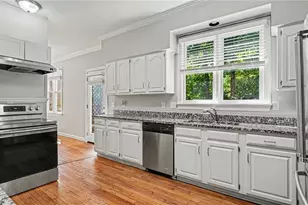 5605 Boxborough Ct, Greensboro, NC 27407 - Photo 5