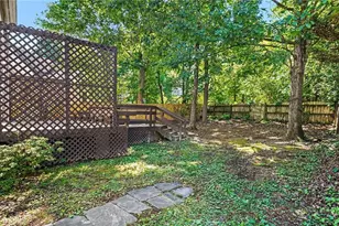 5605 Boxborough Ct, Greensboro, NC 27407 - Photo 19