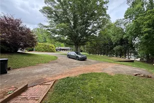 181 Johnson Ridge Rd, Elkin, NC 28621 - Photo 19