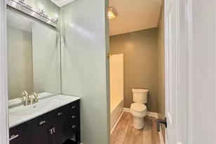 14 Tenuss Ln, Greensboro, NC 27410 - Photo 7