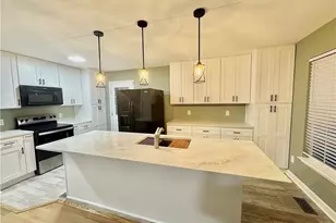 14 Tenuss Ln, Greensboro, NC 27410 - Photo 5