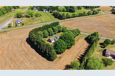 6006 Michael Road, McLeansville, NC 27301 - Photo 5