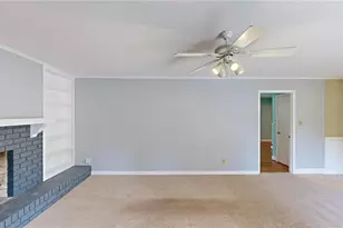 1007 Shalimar Dr, High Point, NC 27262 - Photo 7