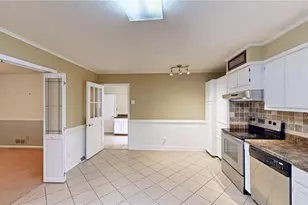 1007 Shalimar Dr, High Point, NC 27262 - Photo 5