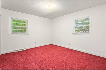 215 Trail Eight, Burlington, NC 27215 - Photo 23