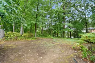 215 Trail 8, Burlington, NC 27215 - Photo 9