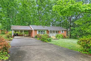 215 Trail 8, Burlington, NC 27215 - Photo 3