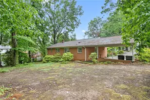 215 Trail 8, Burlington, NC 27215 - Photo 7