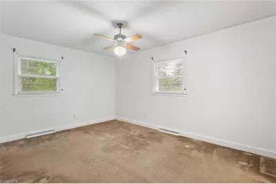 215 Trail Eight, Burlington, NC 27215 - Photo 21