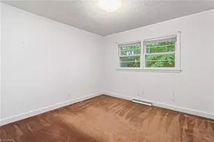 215 Trail 8, Burlington, NC 27215 - Photo 25