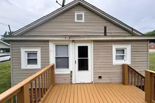 904 Harris St, Eden, NC 27288 - Photo 9