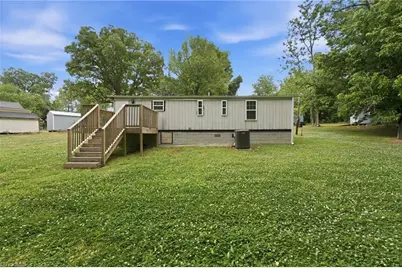 140 1st Street, Haw River, NC 27258 - Photo 5