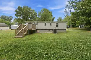 140 1st St, Haw River, NC 27258 - Photo 5