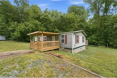 140 1st Street, Haw River, NC 27258 - Photo 3