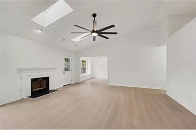 1100 Mayview Court, Kernersville, NC 27284 - Photo 5