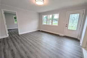 1892 Lake Rd, Thomasville, NC 27360 - Photo 5