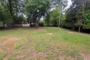 1892 Lake Rd, Thomasville, NC 27360 - Photo 31