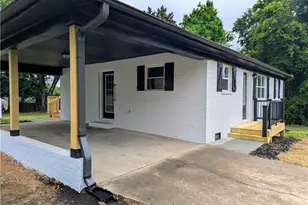 1892 Lake Rd, Thomasville, NC 27360 - Photo 3